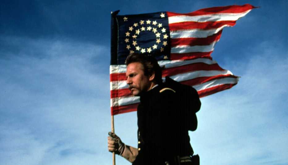 Kevin Costner en una escena de Danza con lobos, de 1990.