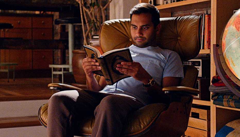 Aziz Ansari como Dev en &ldquo;Master of None&rdquo;.