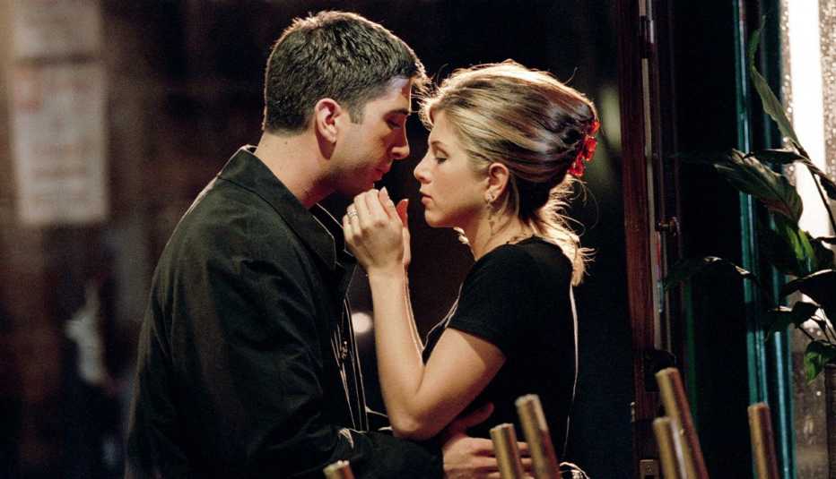 David Schwimmer como Ross Geller y Jennifer Aniston como Rachel Green en "Friends".