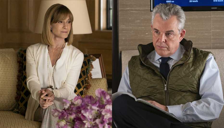 Holly Hunter (izquierda) y Danny Huston en &ldquo;Succession&rdquo;.