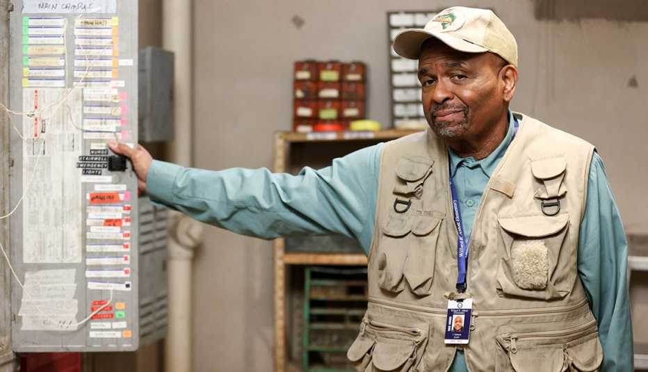 William Stanford Davis como Mr. Johnson en "Abbott Elementary".