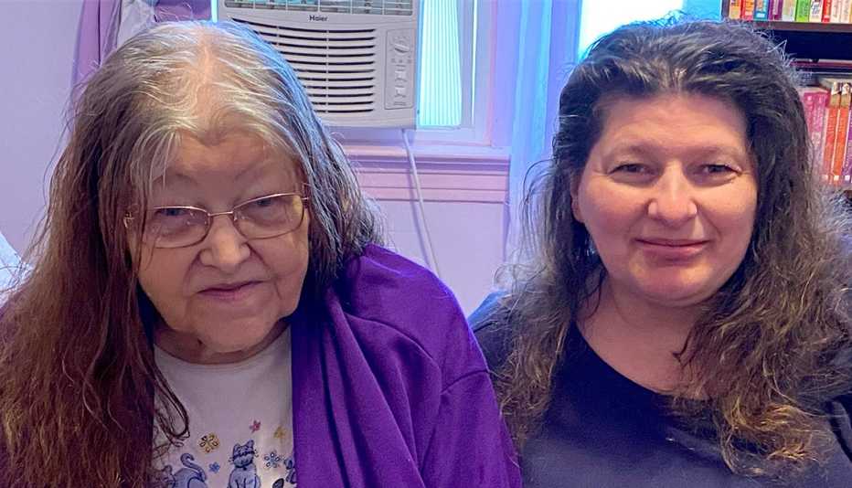 Bobbi Dempsey y su madre Marcelle unos meses antes de su muerte. Bobbi Dempsey y su madre Marcelle unos meses antes de su muerte.