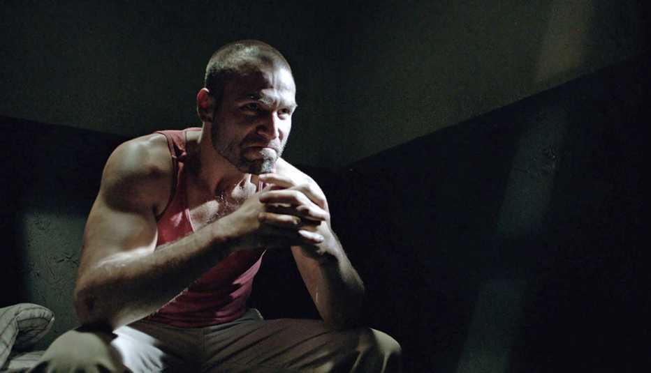 Rafael Amaya en una escena de la serie 'El Señor de los Cielos'.