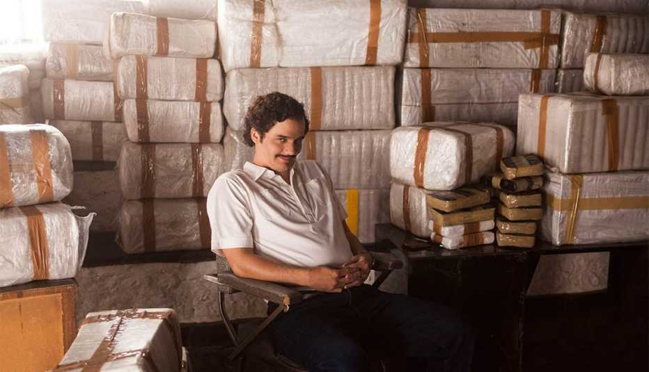 Escena de Narcos, serie original de Netflix