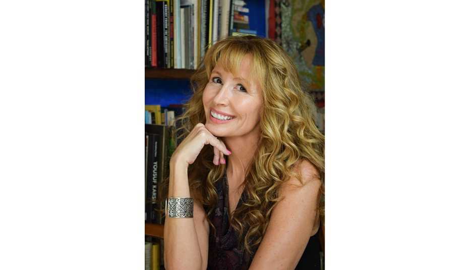 Lorraine Ladish