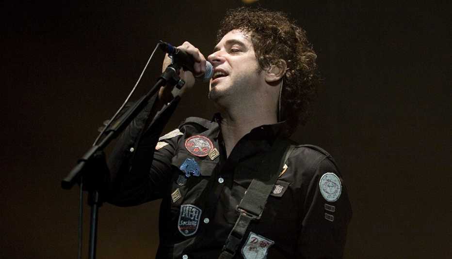 Gustavo Cerati y su legado al rock latinoamericano - Una canción para recordar Amor amarillo (1993) Gustavo Cerati y su legado al rock latinoamericano - Una canción para recordar Amor amarillo (1993)