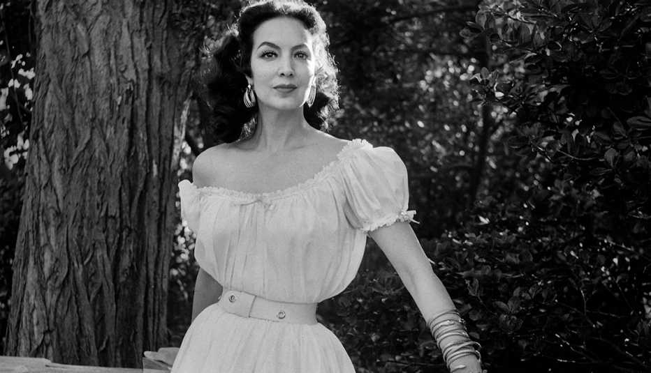 Retrato de la actriz mexicana María Félix y un recorrido a su carrera