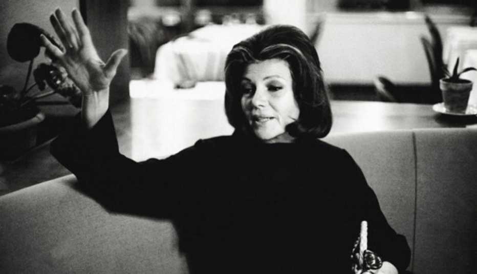 Rita Hayworth en Italy en 1966 - La vida de la artista en el cine