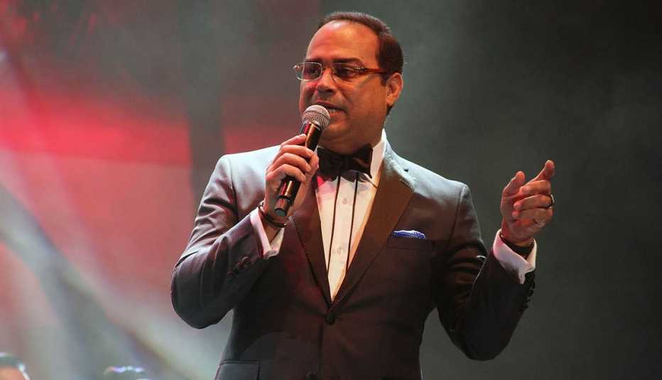 Gilberto Santa Rosa: La agarro bajando 