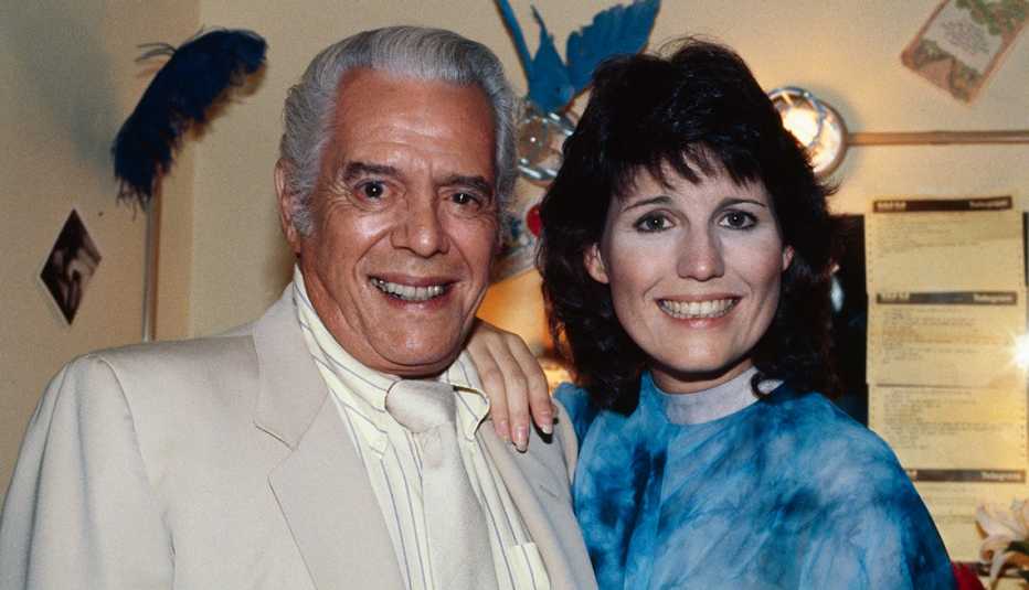 Desi Arnaz y su hija Lucie Arnaz en una foto en California