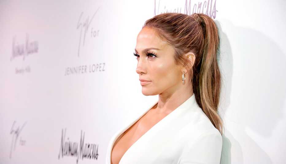Peinados que no pasan de moda como el corte cola de caballo de Jennifer López
