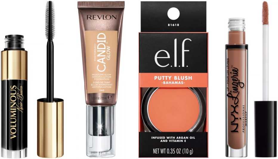 (Izq. a der.) máscara de pestañas Voluminous Noir Balm Mascara de Loréal Paris, en negro; base de maquillaje Photoready Candid Moisture Glow Anti-Pollution Foundation de Revlon; rubor Putty Blush de e.l.f.; lápiz labial Professional Makeup Lip Lingerie Li