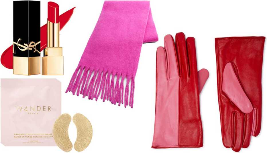 Parches para debajo de los ojos Wander Beauty, lápiz labial Yves Saint Laurent, bufanda con flecos Zara, guantes de piel Scoop en color rojo rosa