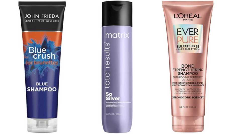  (De izquierda a derecha) Champú John Frieda Blue Crush for Brunettes Blue; champú Matrix Total Results So Silver Purple for Blonde Hair; champú L’Oréal EverPure Sulfate-Free Bond Strengthening.