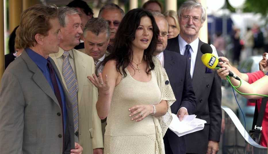 Catherine Zeta-Jones - Famosos y humanitarios