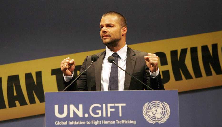 Ricky Martin - Famosos y humanitarios