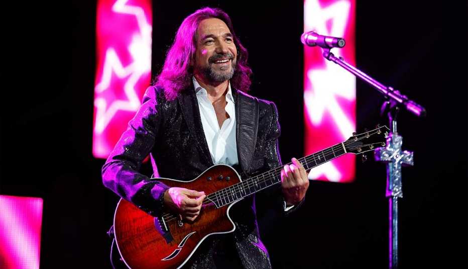 Marco Antonio Solis en concierto