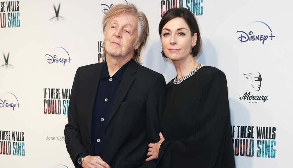 Paul McCartney y su hija Mary McCartney. Paul McCartney y su hija Mary McCartney.