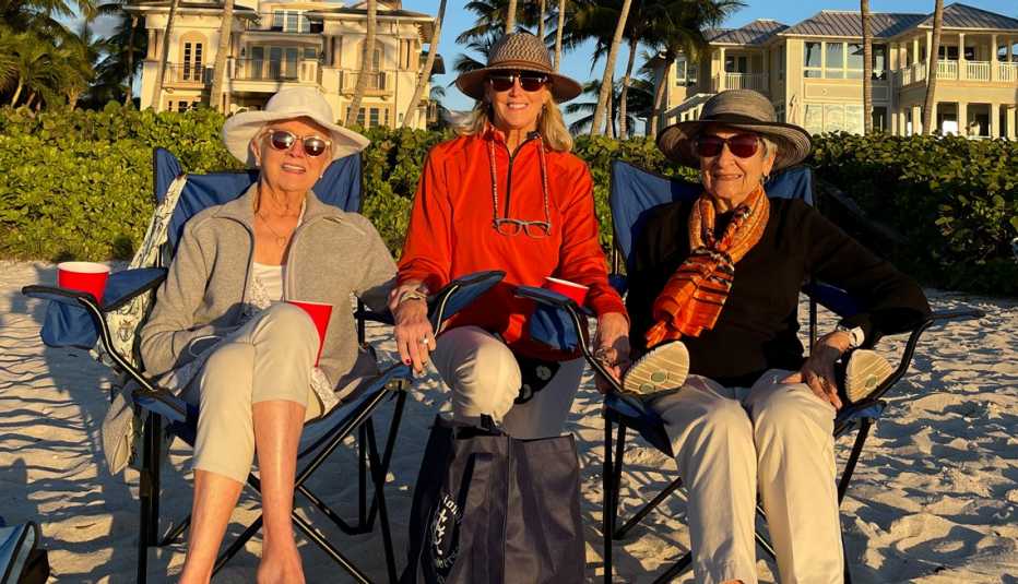Dalis, Val y Joan en la playa en Nochebuena.