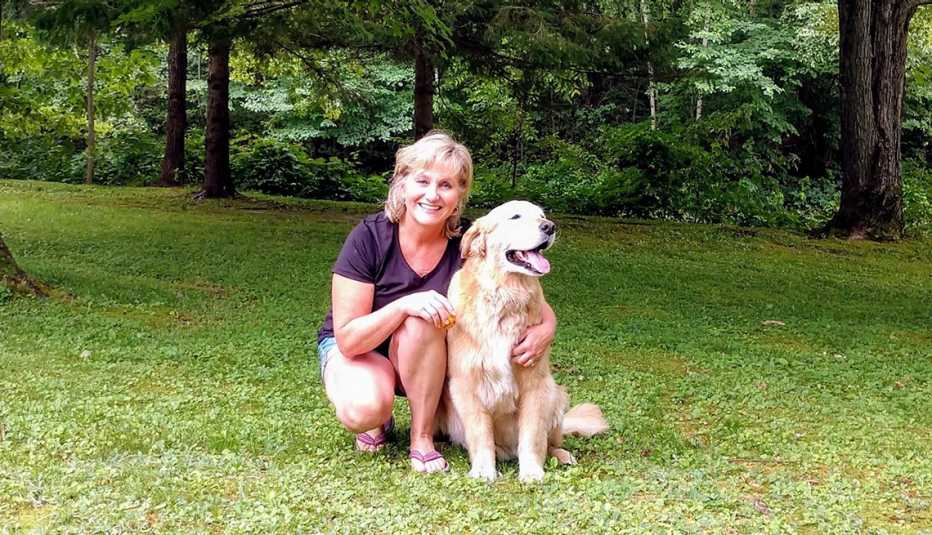 Amy Koepke y su perro Teddy