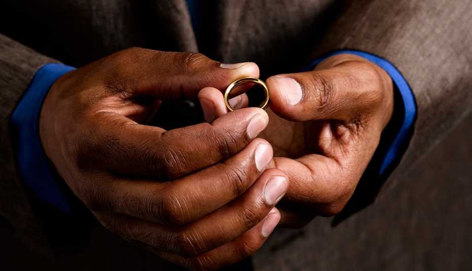 Nuevos enfoques ante la monogamia Nuevos enfoques ante la monogamia