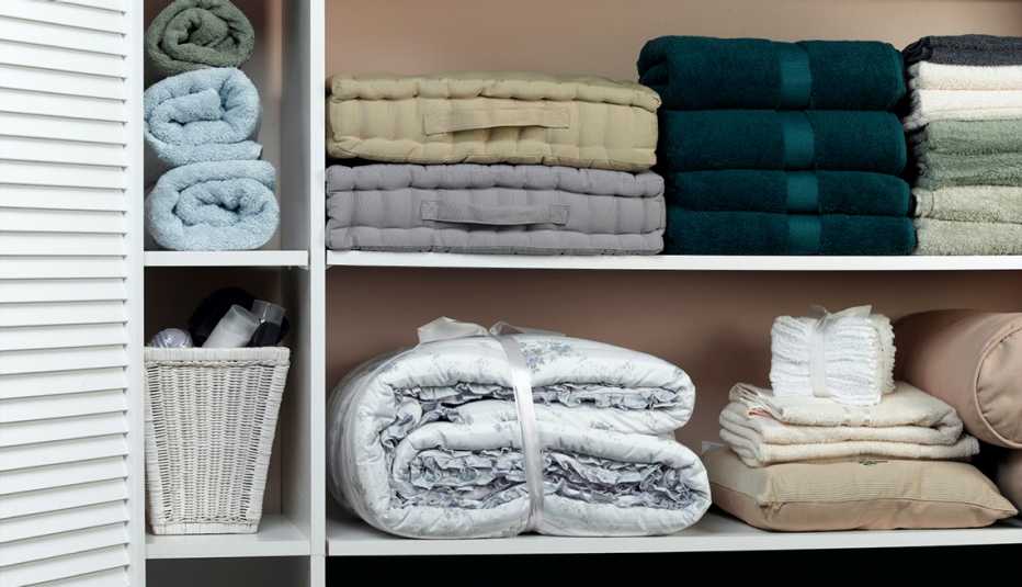 Armario con ropa - Ideas para la renovación de su armario Armario con ropa - Ideas para la renovación de su armario