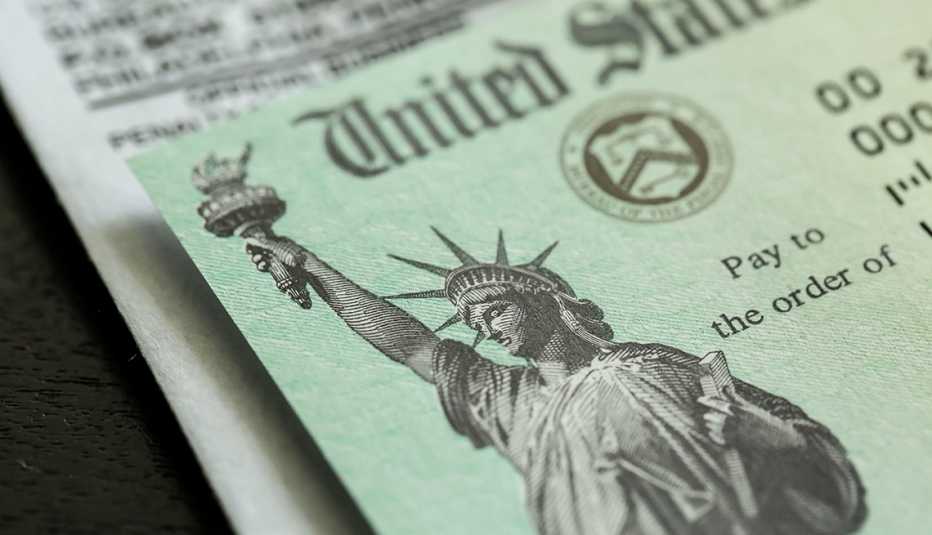 Cheque de estímulo del Departamento del Tesoro de Estados Unidos.