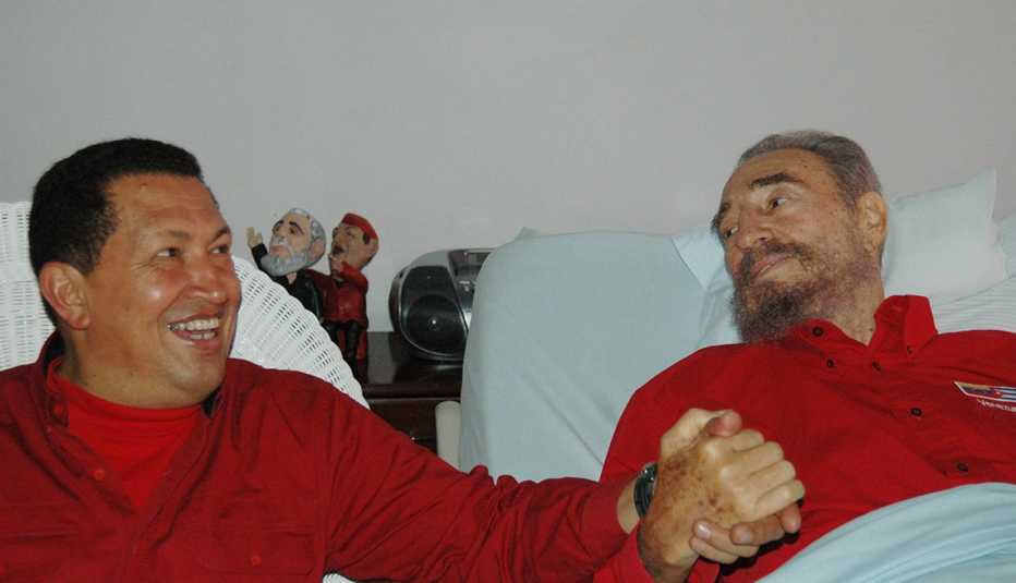 Hugo Chávez visita a Fidel Castro