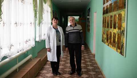 El director y la subdirectora del hogar psiquiátrico y geriátrico de Tavriiske El director y la subdirectora del hogar psiquiátrico y geriátrico de Tavriiske