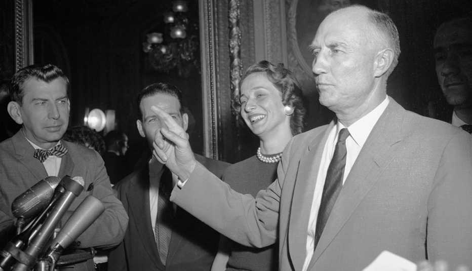 Los senadores Richard Russell, Strom Thurmond y Robert Byrd