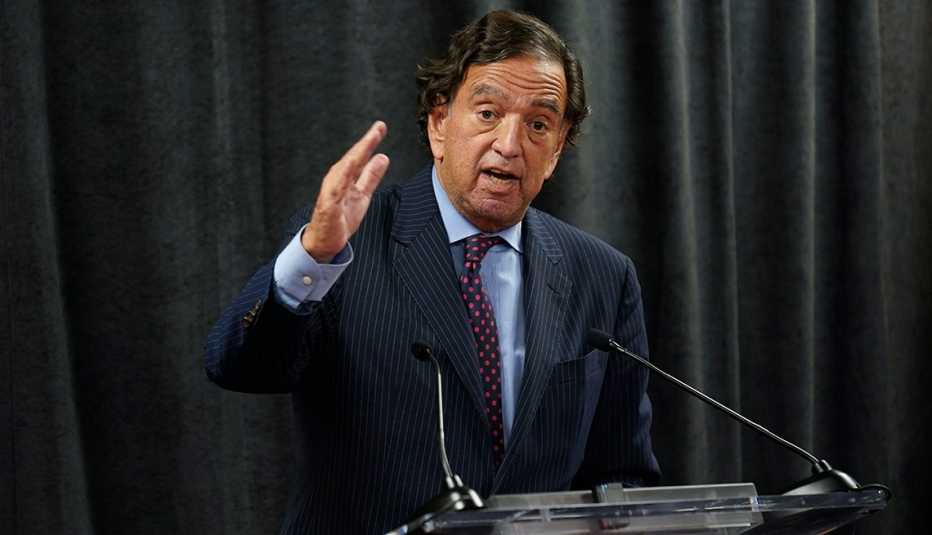 Bill Richardson El exdiplomático estadounidense Bill Richardson habla con periodistas durante una conferencia de prensa en Nueva York, el martes 16 de noviembre de 2021. Richardson falleció el sábado 2 de septiembre de 2023.