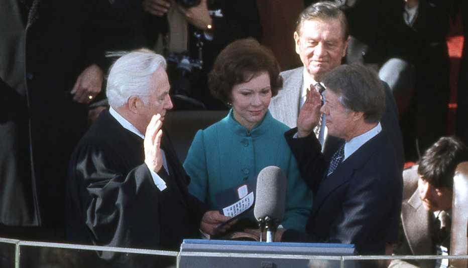Jimmy Carter durante el juramento de posesión como presidente de Estados Unidos