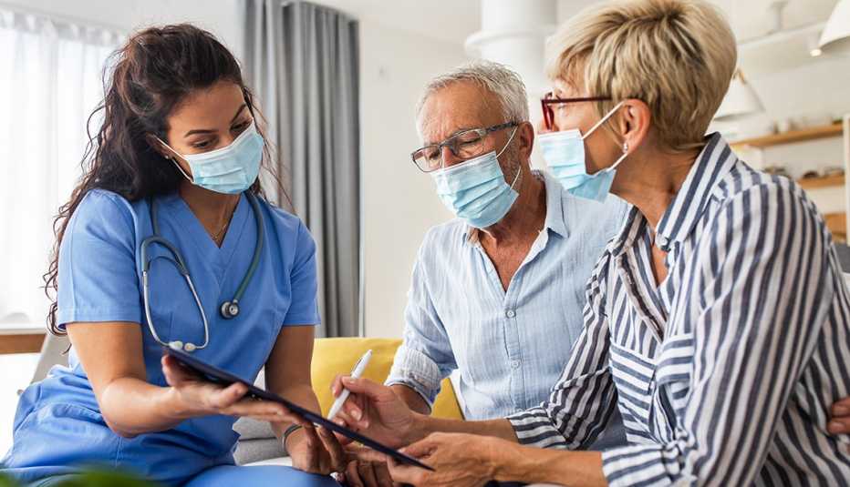 Una nueva regla requiere que la mayoría de los médicos proporcionen sus notas de las historias clínicas de los pacientes..