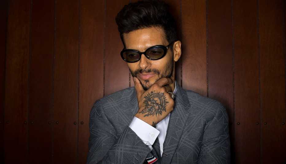 Robi Draco Rosa - Famosos que sobrevivieron al cáncer