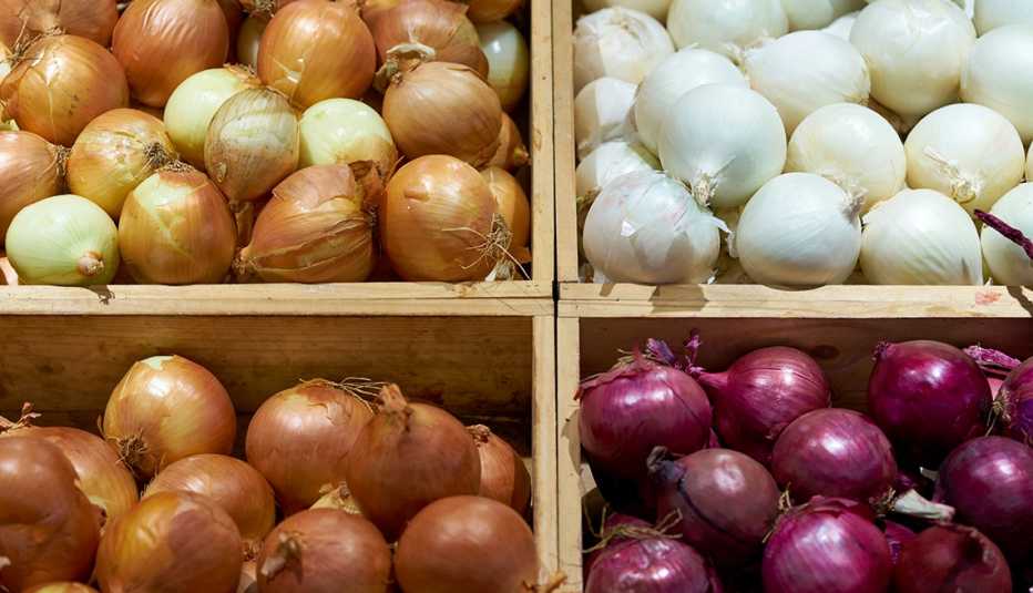 Cebollas en un un supermercado Cebollas en un un supermercado