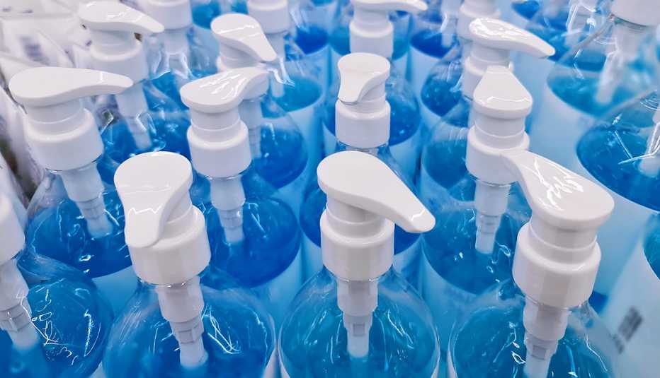 Botellas de desinfectante de manos con alcohol Botellas de desinfectante de manos con alcohol