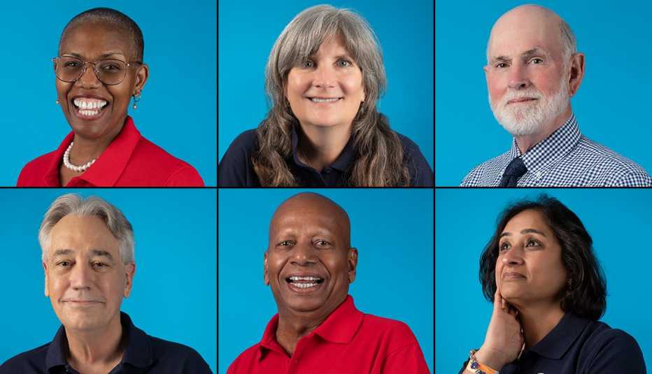 Voluntarios de los cuerpos de paz. Arriba: Judy Jones, Elizabeth Burke, David Mayo. Abajo: hil Rivers, Alexander Philiphose, Vishakha Wavde Voluntarios de los cuerpos de paz. Arriba: Judy Jones, Elizabeth Burke, David Mayo. Abajo: hil Rivers, Alexander Philiphose, Vishakha Wavde