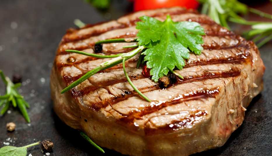 Carne roja a la parrilla Carne roja a la parrilla