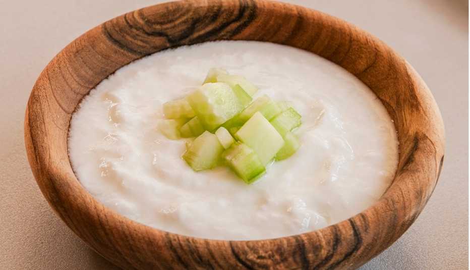Tazón de yogur salado