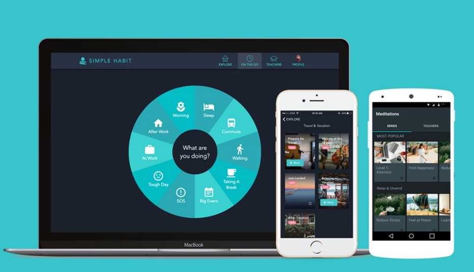 Una computadora portátil y dos teléfonos móviles muestran la aplicación Simple Habit