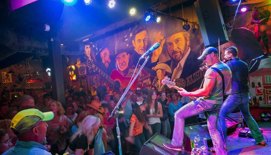 Grupo tocando en vivo