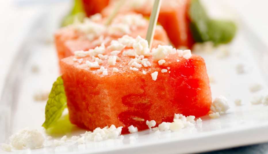 Pinchos de sandía