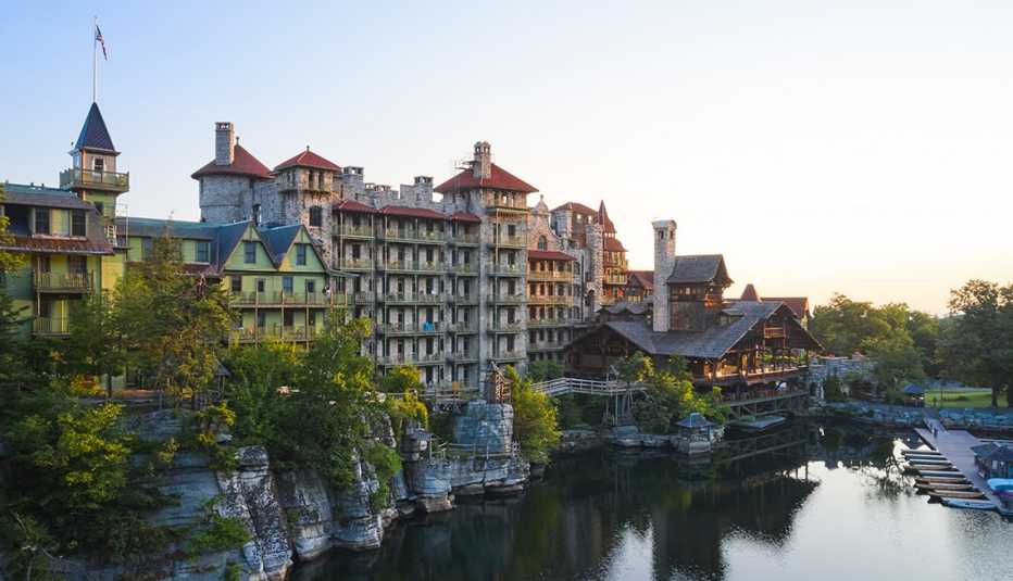 foto del exterior de la Mohonk Mountain House en Nueva York