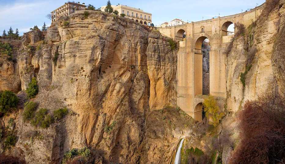Vista del cañón del Tajo en Ronda, España
