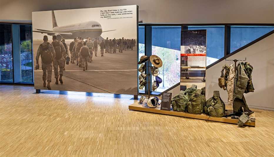 Galería del Museo y Monumento Nacional de los Veteranos en Ohio
