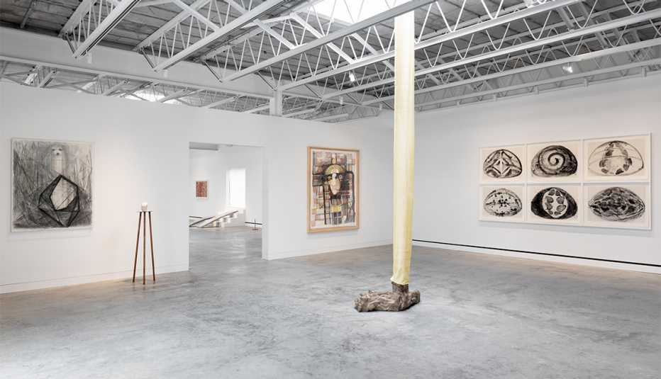 Arte Povera en una sala de exposición