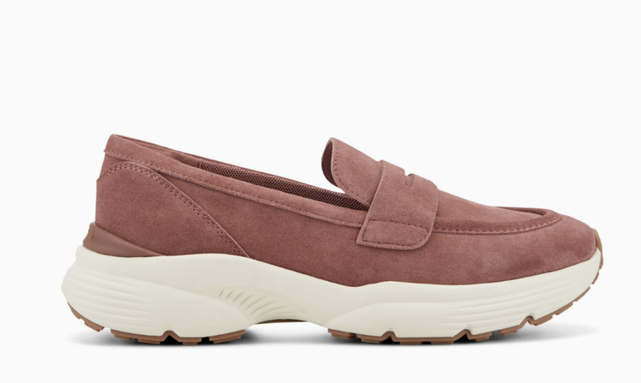 Easy Spirit Morgen Sneaker Loafer with cushioned chunky sole.