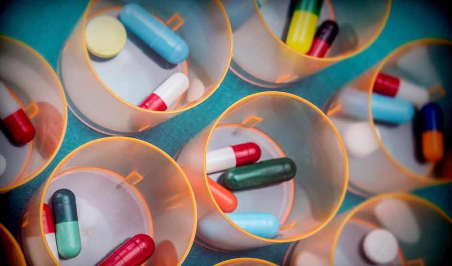 Visual reminders help you stick to your medication schedule