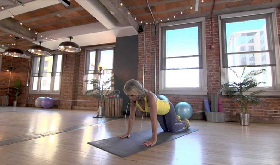 Denise Austin demonstrating mini push-ups